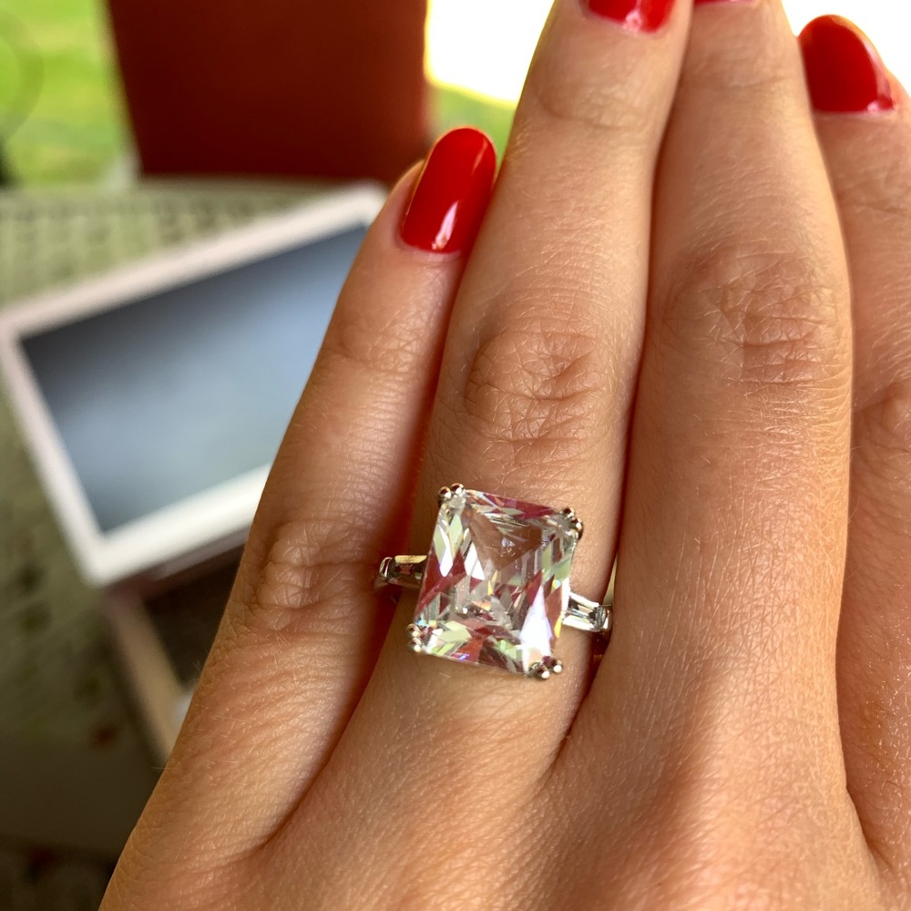 Silver Austrian Crystal Ring - Picture 8 of 8